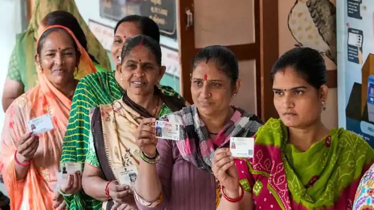 Gujarat Election Phase 2 Voting Live: 2nd Charan Chunav on 93 Assembly Seats Exit Poll Result News in Hindi