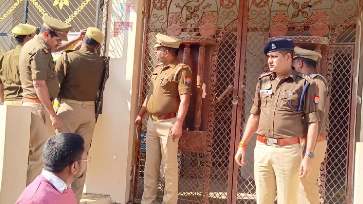 History sheeter Bhola Yadav surrendered in the court
