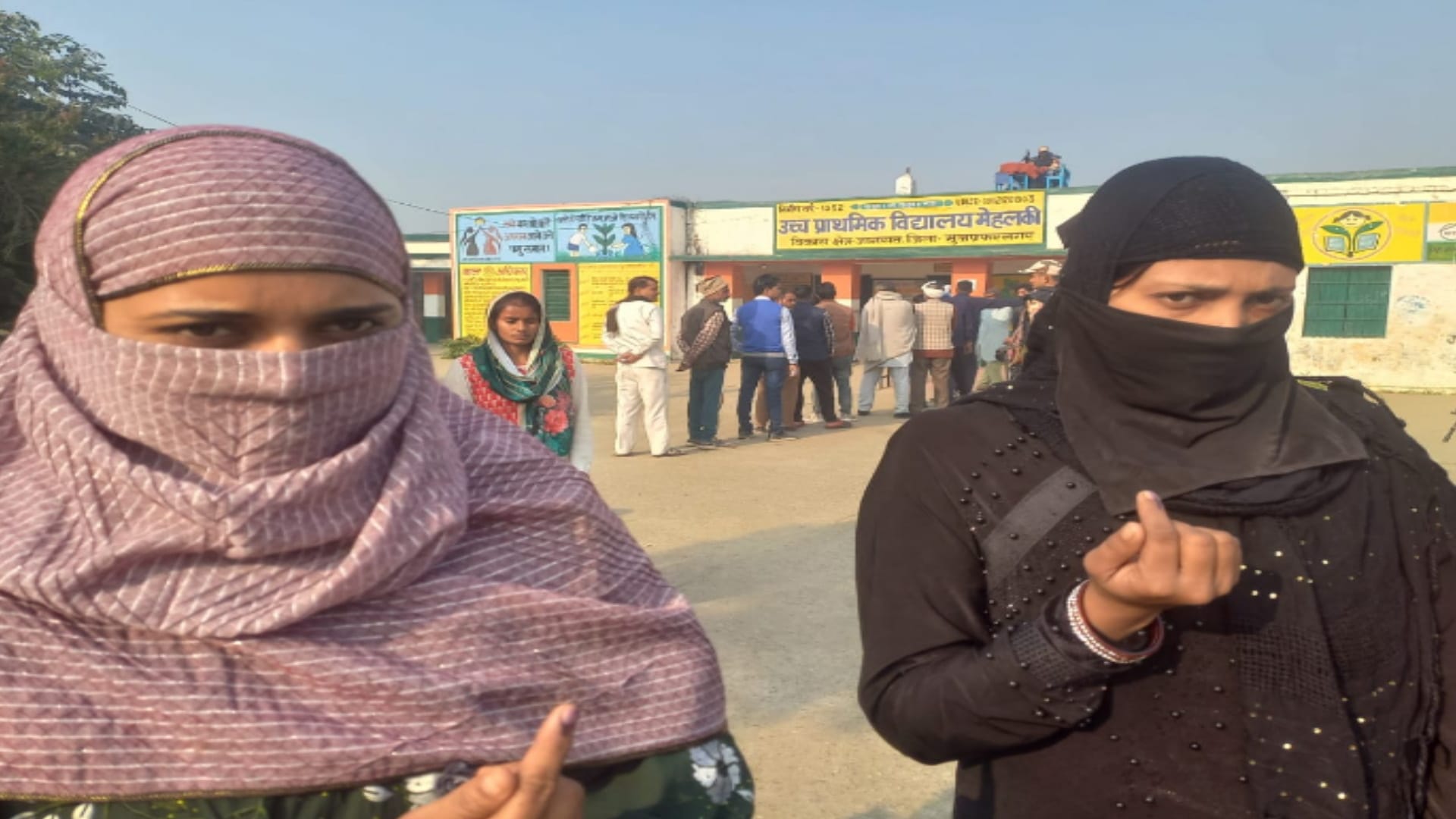 Khatauli Muzaffarnagar: Danish of three feet voted for by-election and said that my should also get married