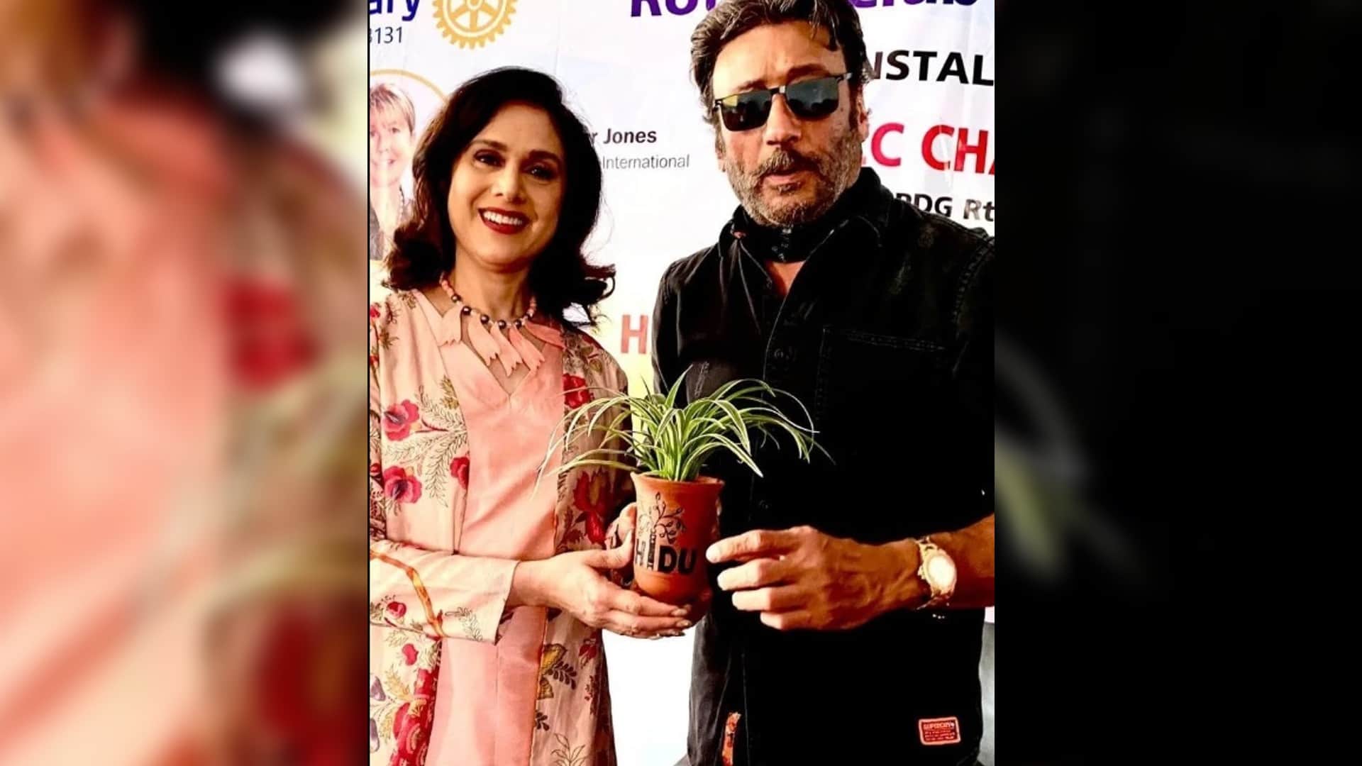 meenakshi seshadri and jackie shroff were seen together after a long time she wants to comeback in films
