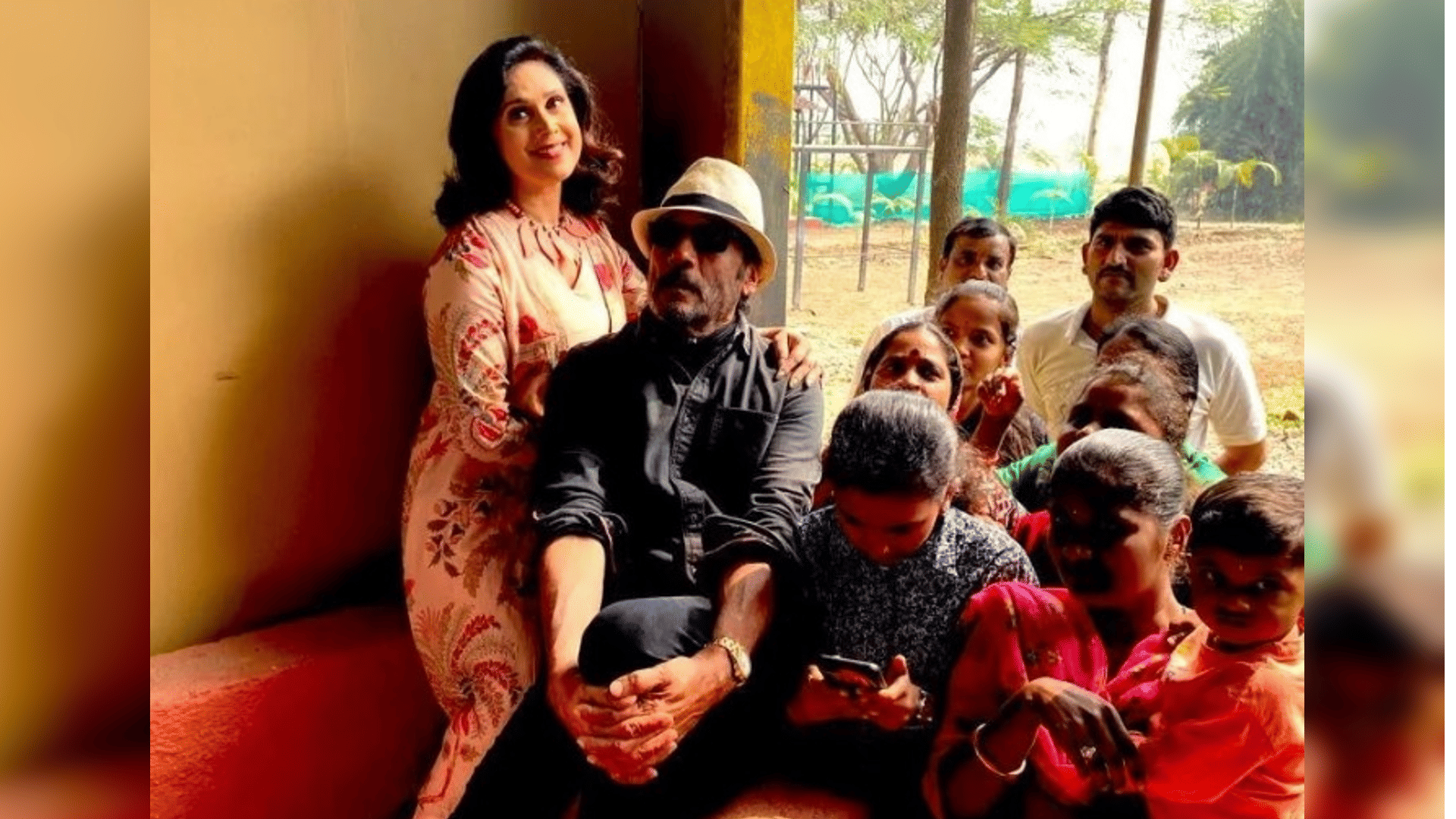 meenakshi seshadri and jackie shroff were seen together after a long time she wants to comeback in films