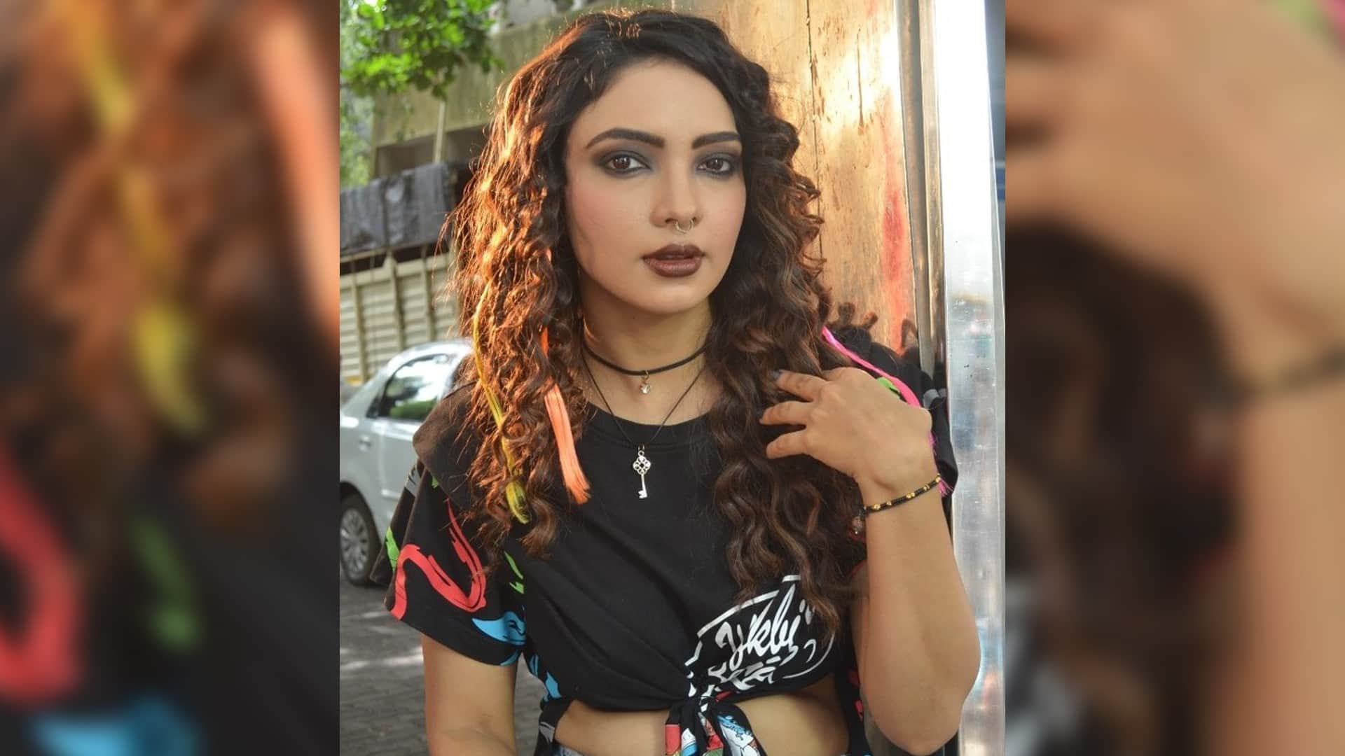 Kumkum Bhagya Show Actress Pooja Banerjee Father dies actress shares emotional post on social media