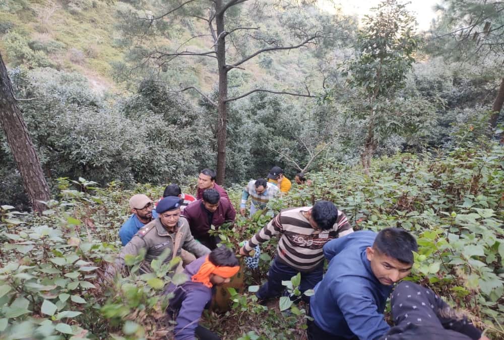 Uttarakhand Pauri Accident News: Car fell into ditch during returning from Marriage two died