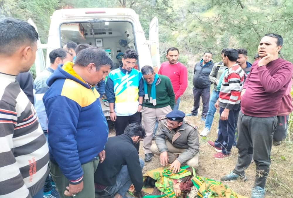 Uttarakhand Pauri Accident News: Car fell into ditch during returning from Marriage two died