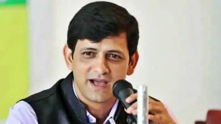 मेयर पुष्यमित्र भार्गव