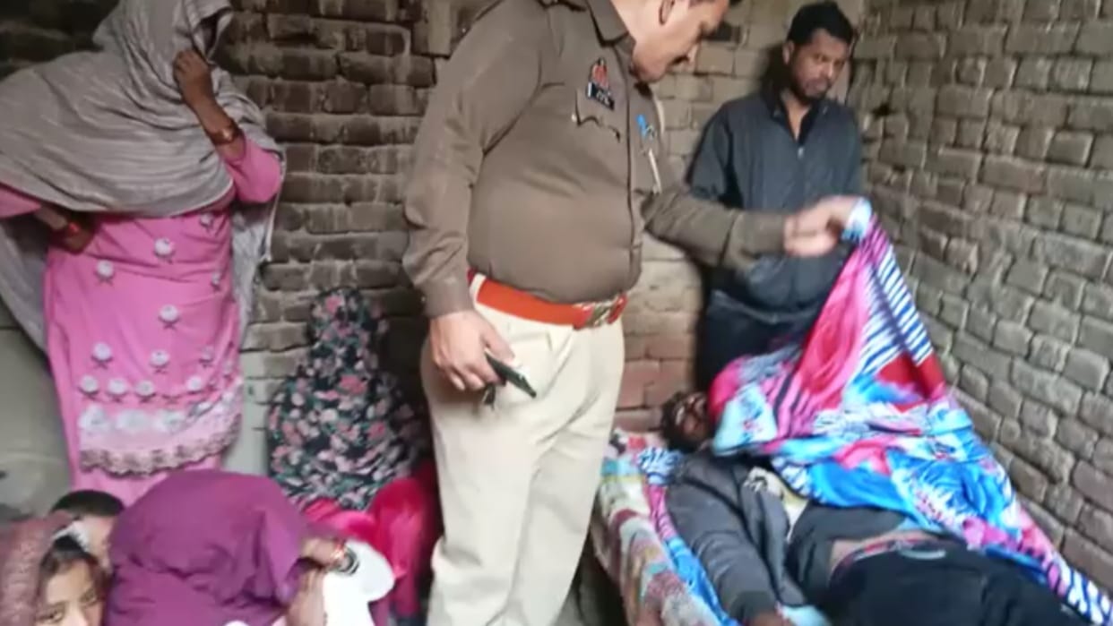 BAGHPAT: Dead body of youth found on railway track, father alleges murder