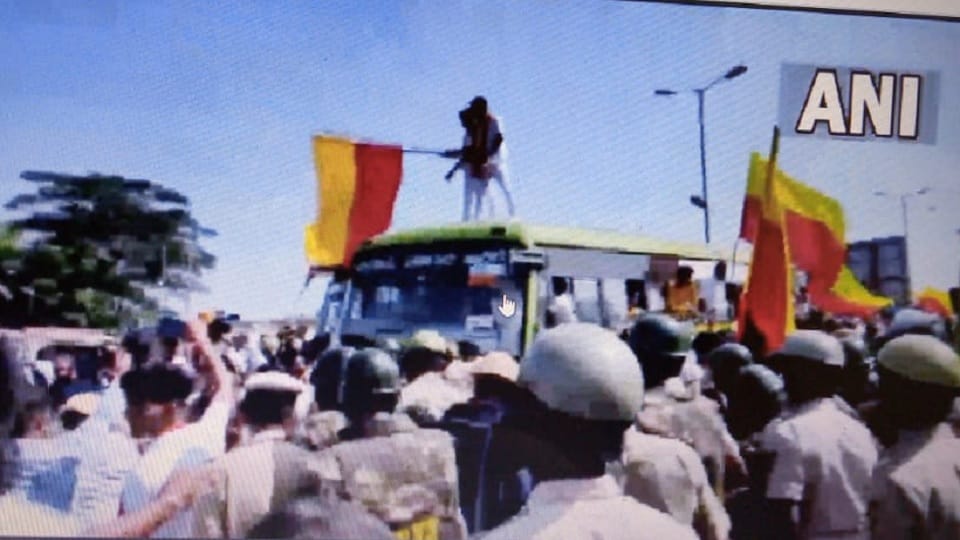 No dispute with Maharashtra: Karnataka assembly to pass resolution