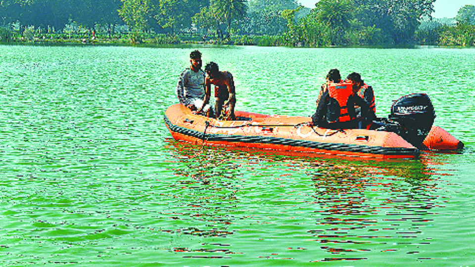 no clue of warranty Rizwan who jumped Seeing police into pond in mainpuri