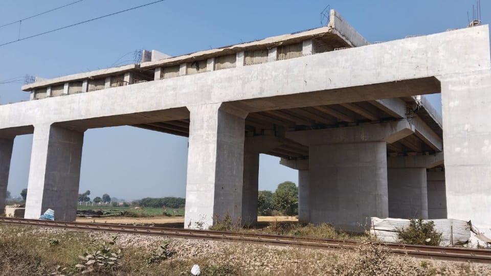 Two people fell on railway line from under-construction bypass flyover in Rewari