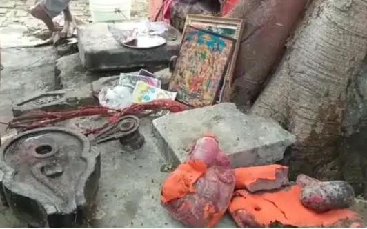 Varanasi: 50-year-old temple vandalized, Shivling and Hanuman idol broken, Trishul also thrown away
