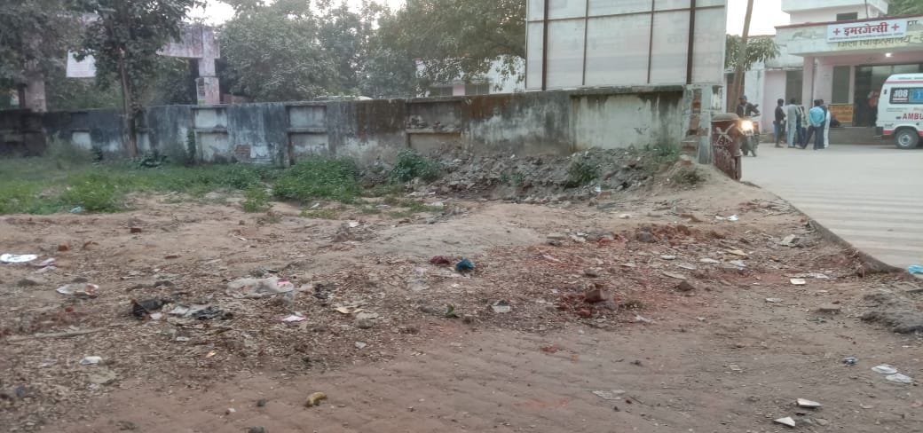 land pointed out but trauma wing  cunstruction  not start