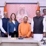 मुख्यमंत्री योगी आदित्यनाथ के साथ बिल एंड मिलिंडा गेट्स फाउंडेशन की सह-संस्थापक मिलिंडा गेट्स।