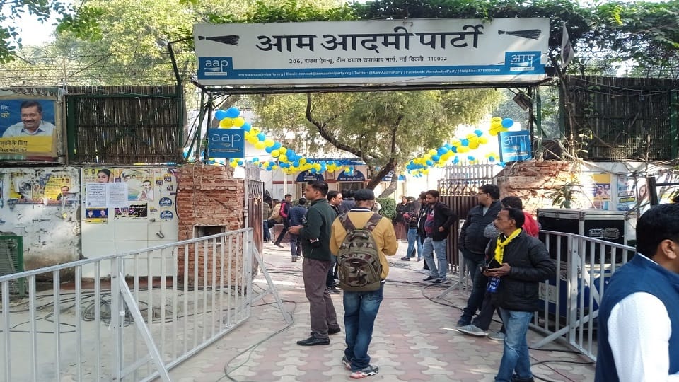 MCD Election Result 2022, Arvind Kejriwal has a crown of thorns on his head, A Big Responsibility For Delhi