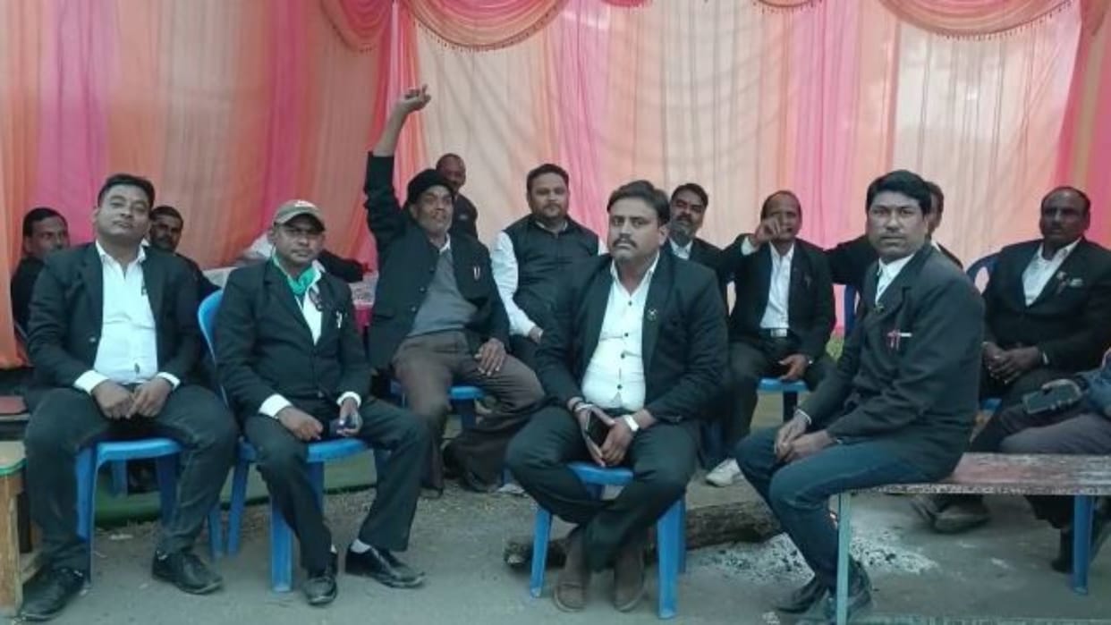 Advocates fast continues for the eighth day in Umaria