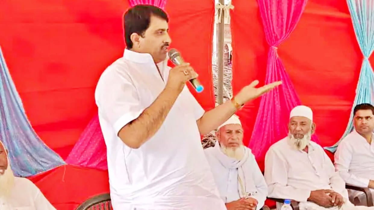 Rajasthan Objectionable video of CM Gehlot cabinet minister Saleh Mohammad goes viral