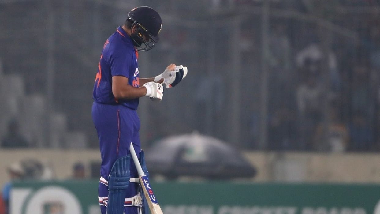 IND vs BAN Rohit Sharma reminded Graeme Smith and Tamim Iqbal by batting despite injury