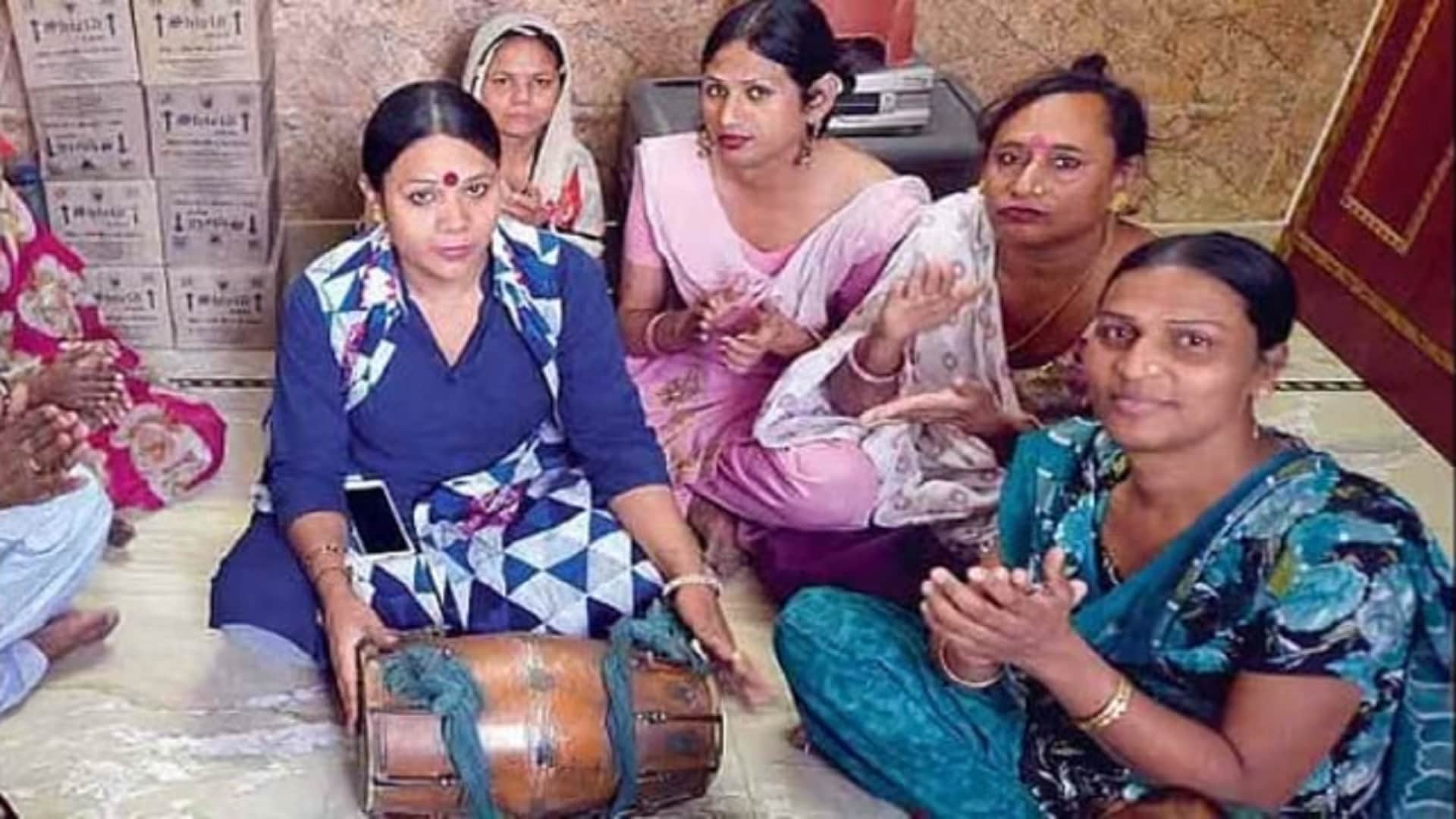 Delhi Mcd Election Result 2022 Aap Bobby Kinnar Bags Sultanpuri First Transgender Candidate to Win Mcd Ward