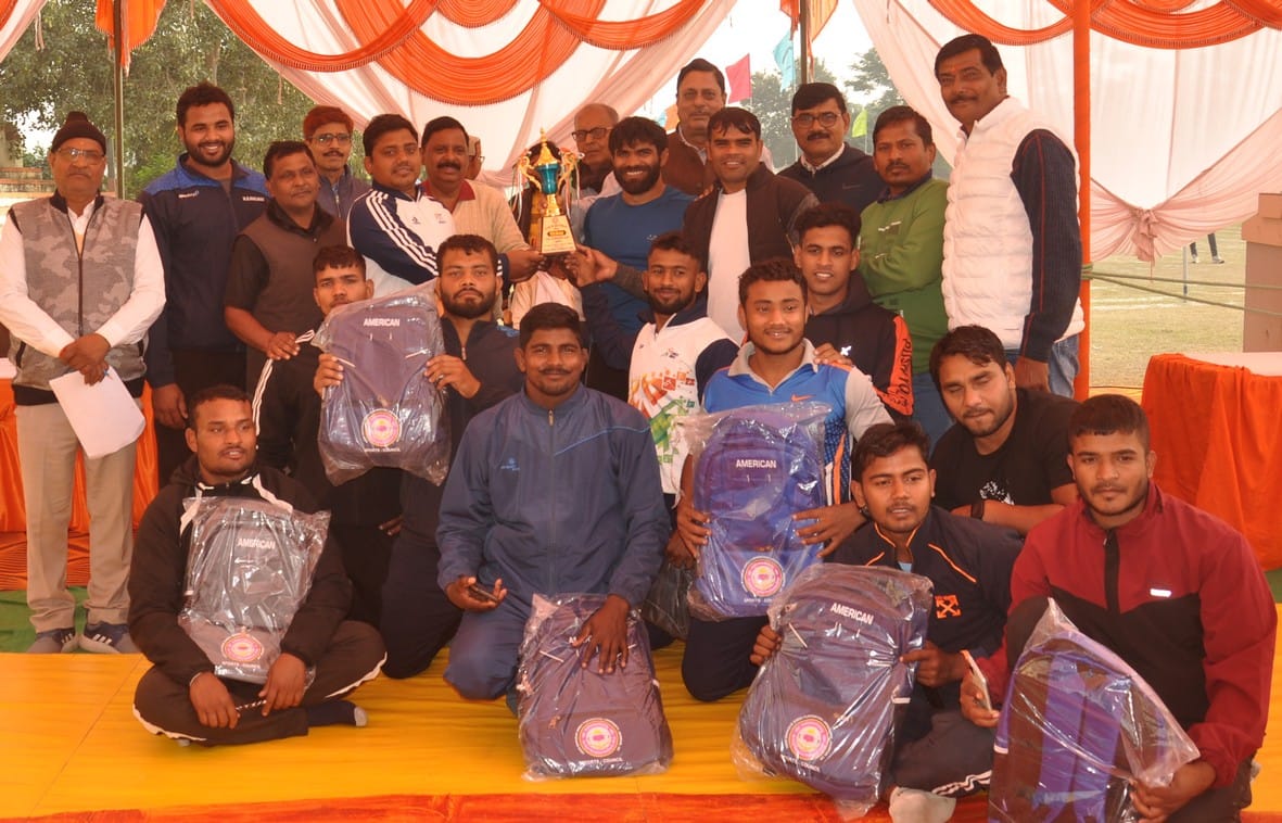 Ramashish College winner in inter college wrestling competition