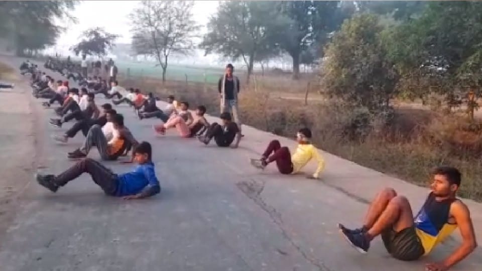 Damoh: Retired professor's love for his village, giving free army-police training to village children