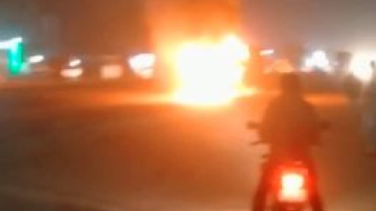 Trolley caught fire on Delhi-Jaipur highway in Rewari