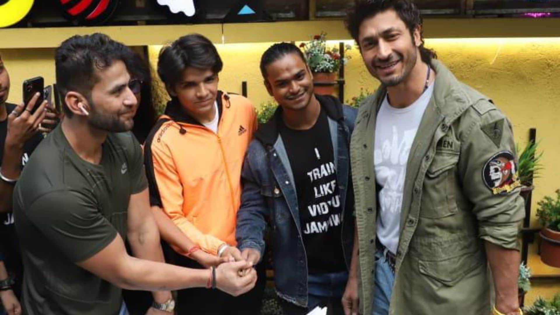 Vidyut Jammwal fan reached Mumbai by cycling from Panipat actor celebrated birthday with him before four days