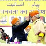 जम्मू में एलजी मनोज सिन्हा और केरल के गर्वनर आरिफ खान