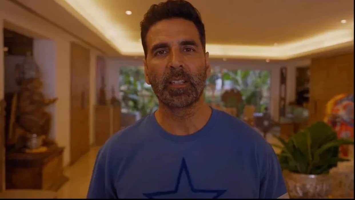 The Entertainers Akshay Kumar aparshakti kurana performed on tare gin gin song at stage see viral vedio