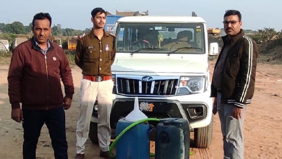 Shahdol: Those who looted diesel at gunpoint arrested