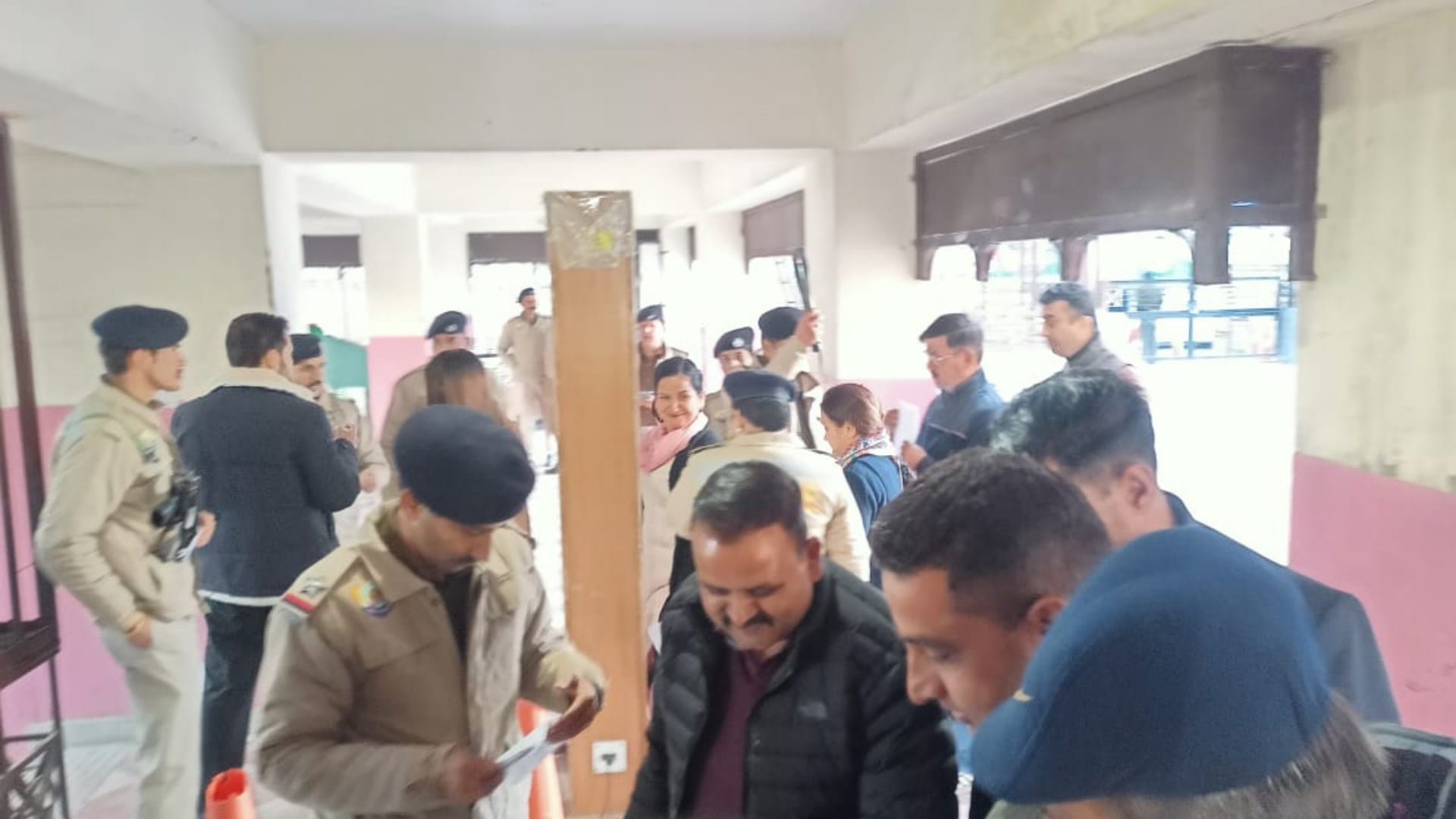 Himachal Election Results today Photos of employees on counting center