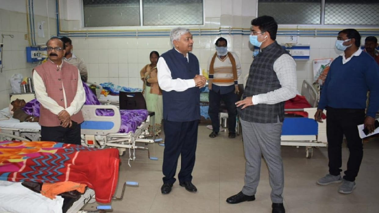 DM angry over the mess in cleanliness, instructions to cut vendor's bill by five percent