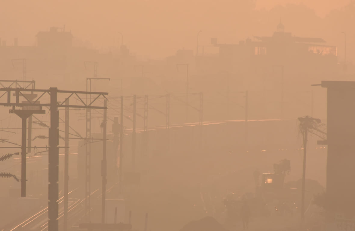 Dust cloud on the roads, people are getting sick