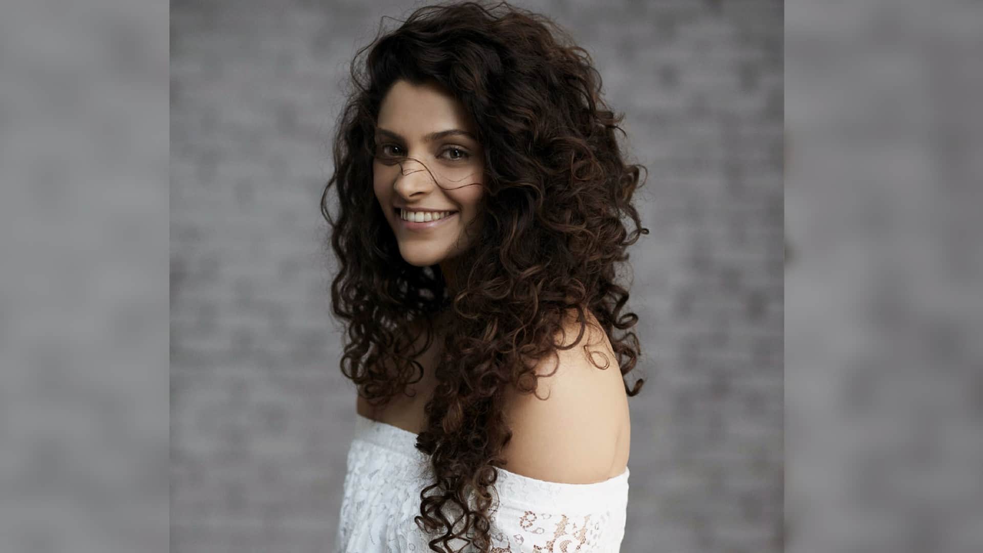 bollywood actress saiyami kher has faced body shame because of being thick skinned