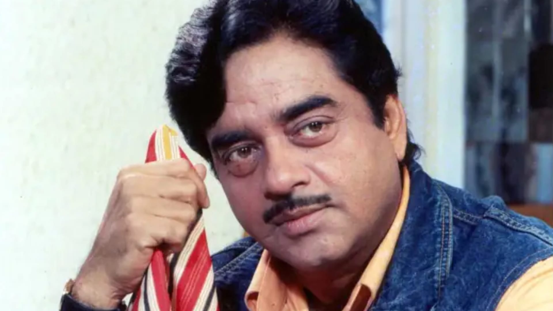 Shatrughan Sinha birthday know unknown facts about actor and career struggle films net worth political journey