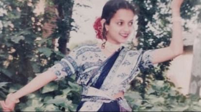 Kangana Ranaut Shared her Childhood Photo on Instagram Dressed in  Mother Saree