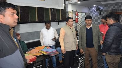 GST team raided restaurant and furniture shop in Muzaffarnagar