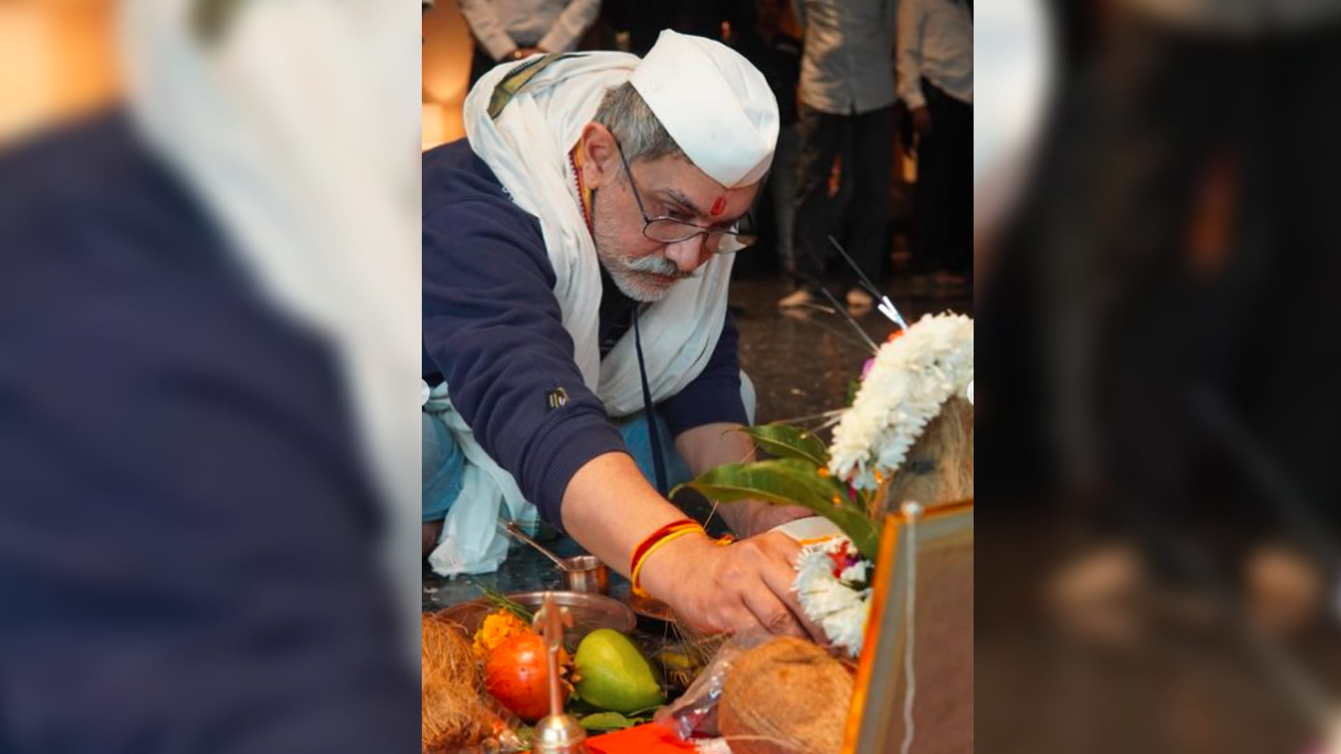 aamir khan did kalash pooja at aamir khan productions office with kiran rao users troll him for hindu rituals