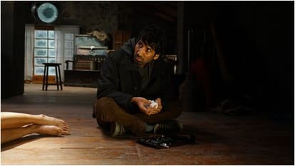 Blurr Movie Review in Hindi Taapsee Pannu Gulshan Devaiah Krutika Desai Ajay Bahl