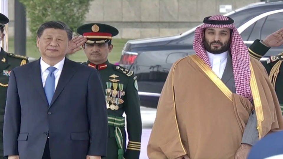 Chinese president Xi Jinping met with Saudi Arabia king and crown prince while on a visit to the kingdom