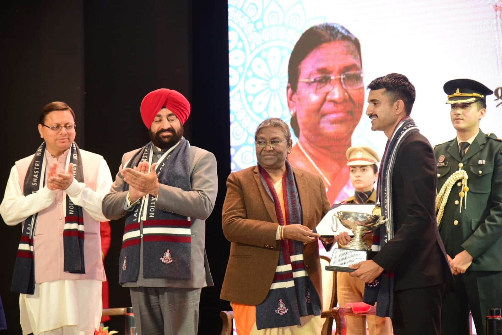 President Draupadi Murmu gave mantra to ias officers in LBS Academy Mussoorie Visit