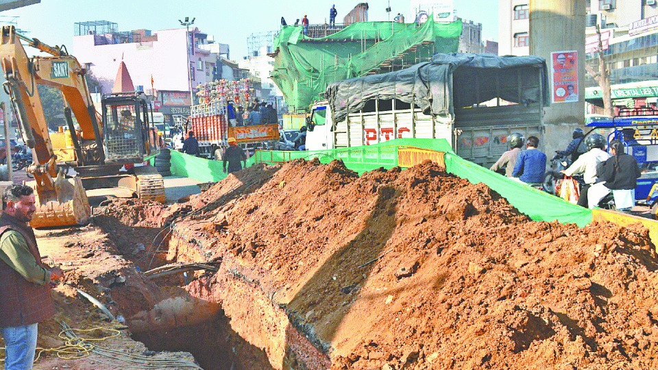 Call Before u Dig application will be secured Underground cables of electricity, gas and water pipes
