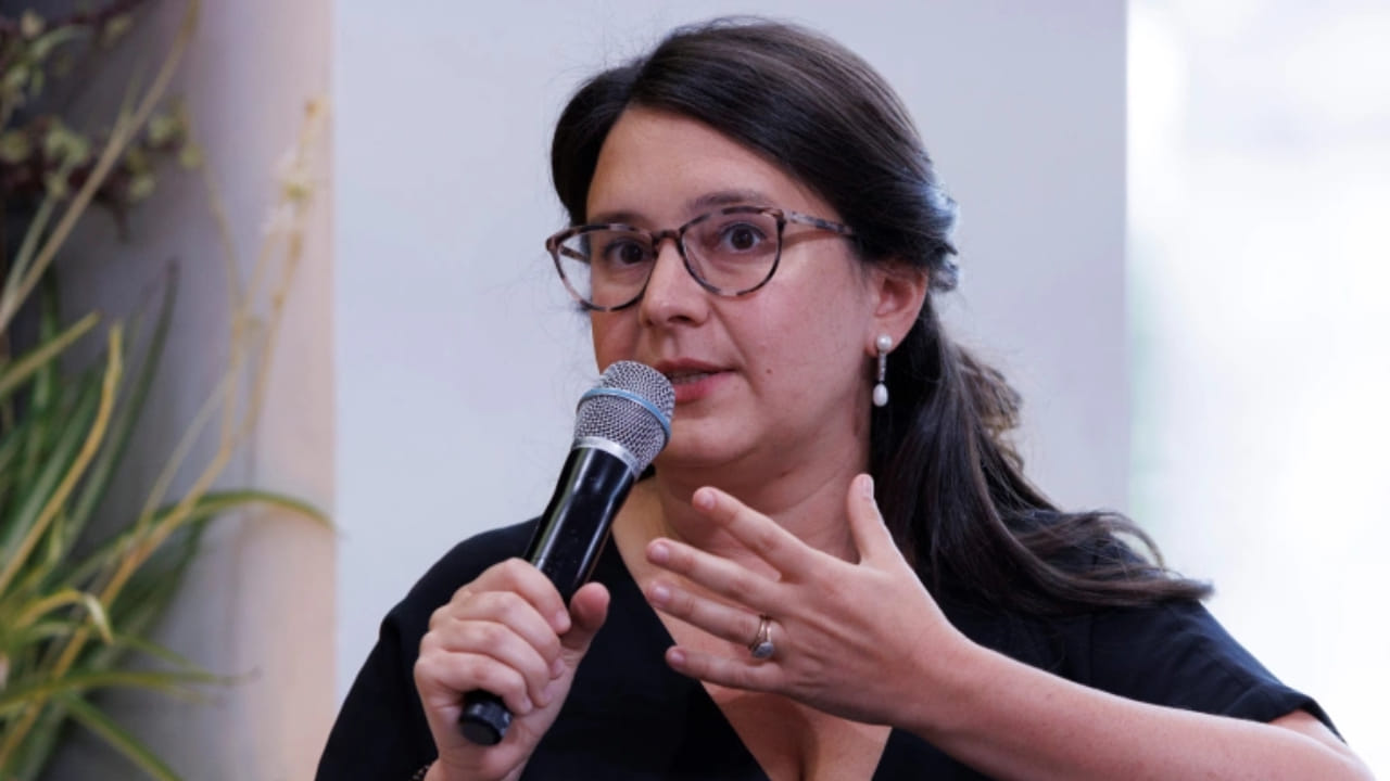 journalist Bari Weiss claims Twitter had secret blacklists to limit users musk reply