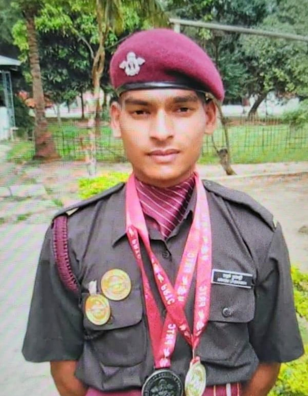 Accident Paramilitary commando killed in collision with school bus Nainital Uttarakhand news in hindi