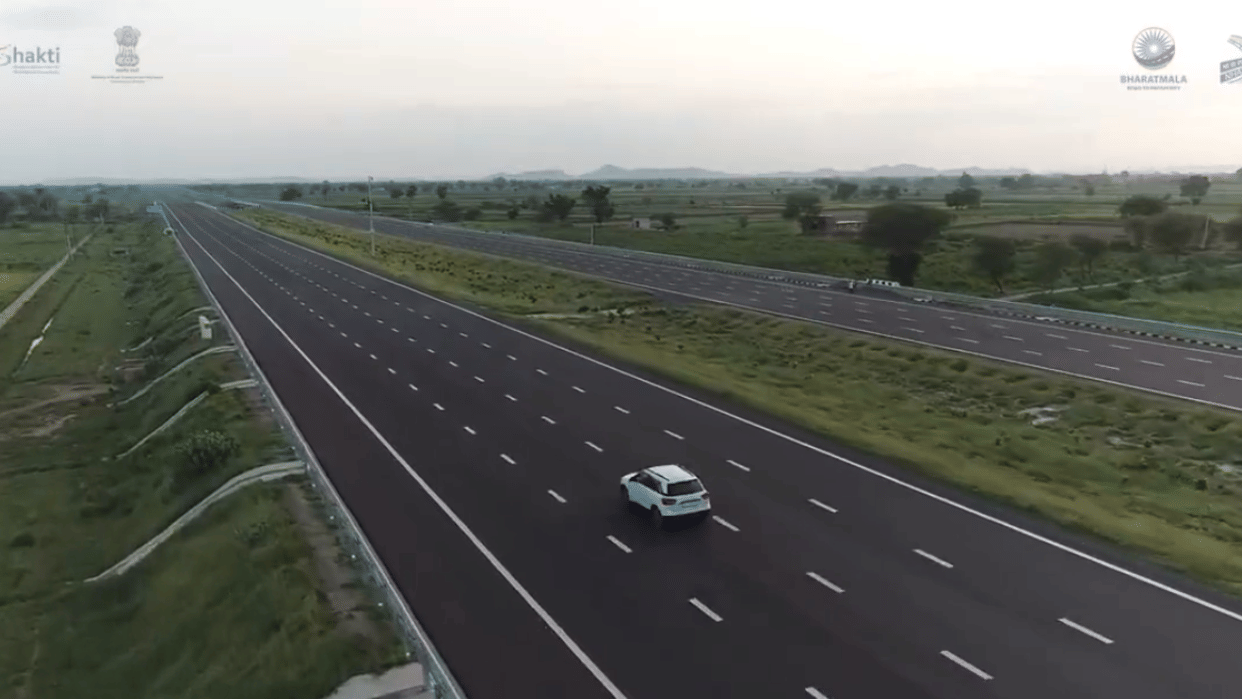 UP News: Link road will be connected to the highway through service lane, steps will be taken for road safety