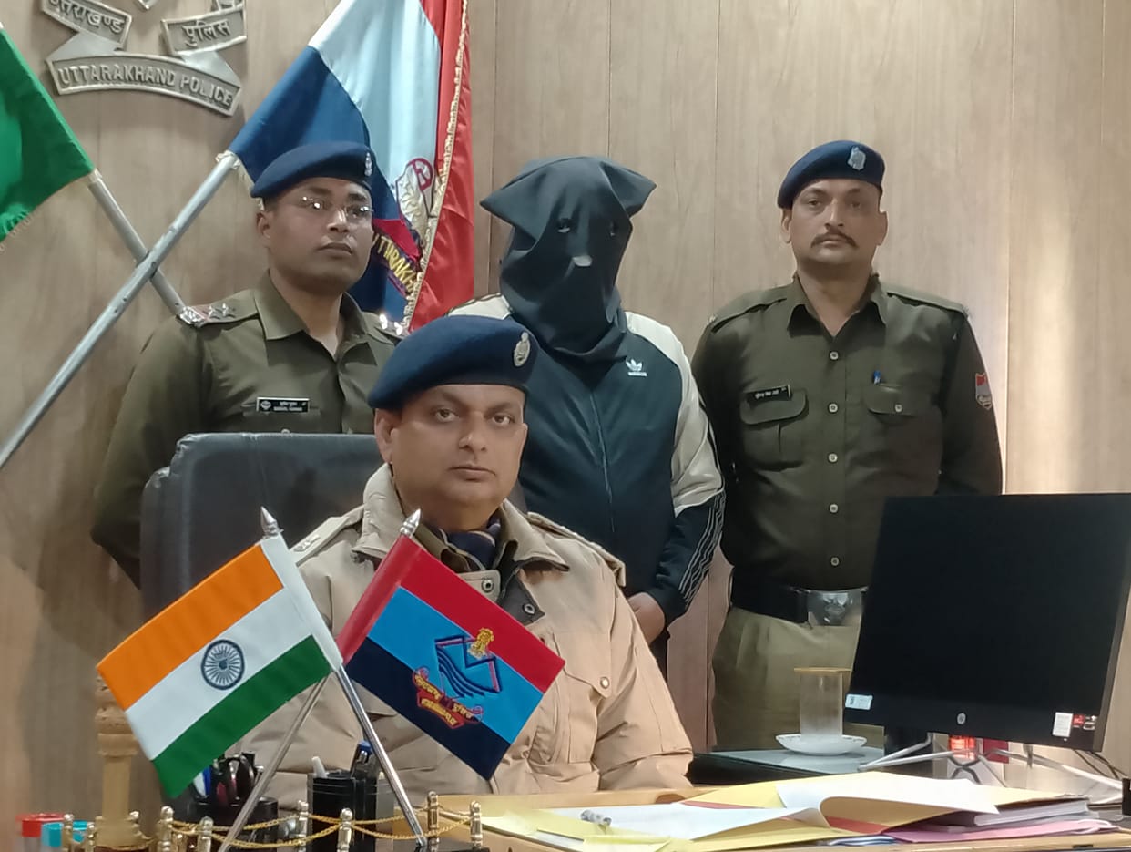 Accused of cheating people of four districts in name of job arrested from Dehradun
