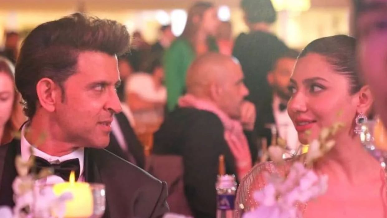 Hrithik Roshan Mahira Khan video getting viral from red sea international film festival from saudi arabia