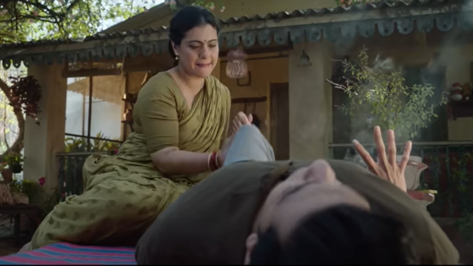 Saturday Box Office Report ajay devgn drishyam 2 kajol salaam venky vijayanand collection