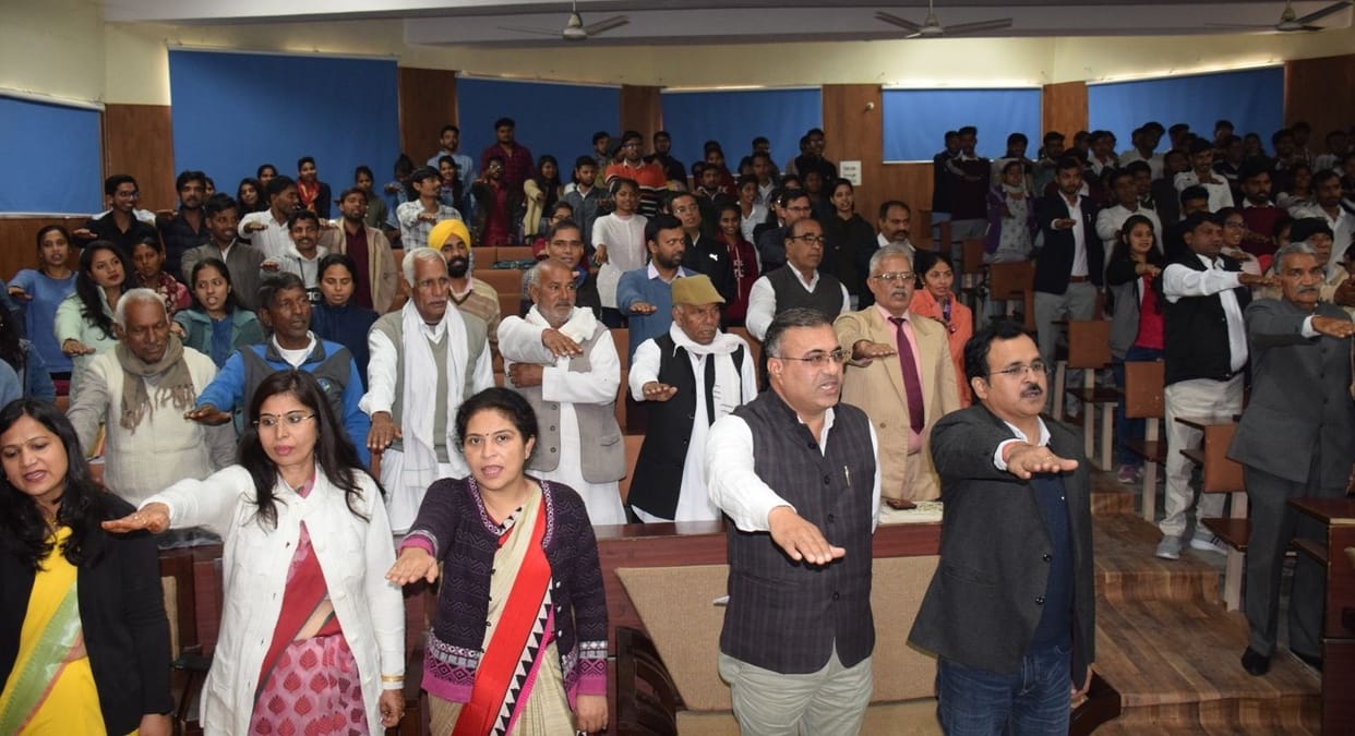 Oath administered to follow traffic rules