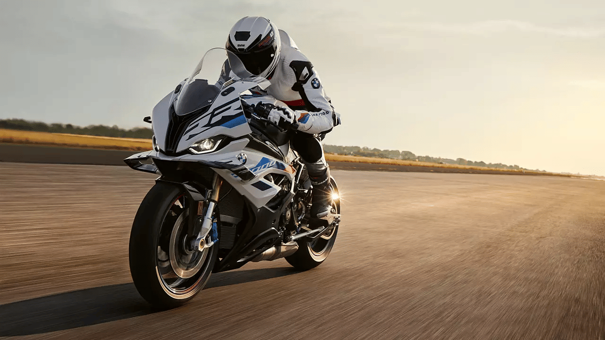 BMW S 1000 RR 2023 Motorcycle Launched in India Know Price Features Specs News in Hindi