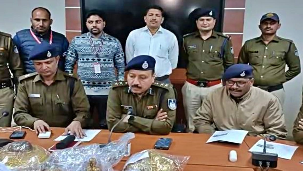 Gwalior Conspiracy to steal Jain temple was hatched in jail idol and parasol recovered