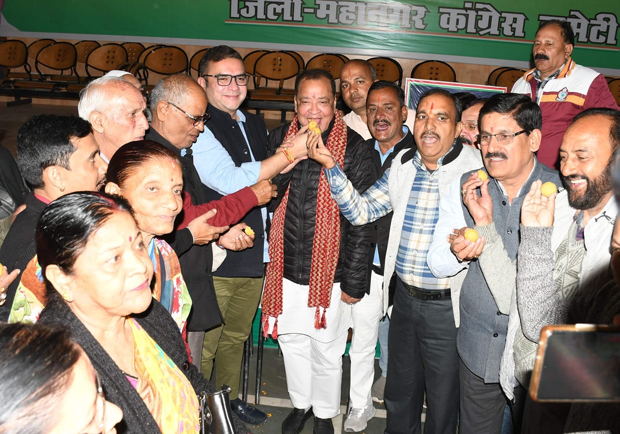 Sonia Gandhi example of sacrifice, service and dedication: Leader of Opposition